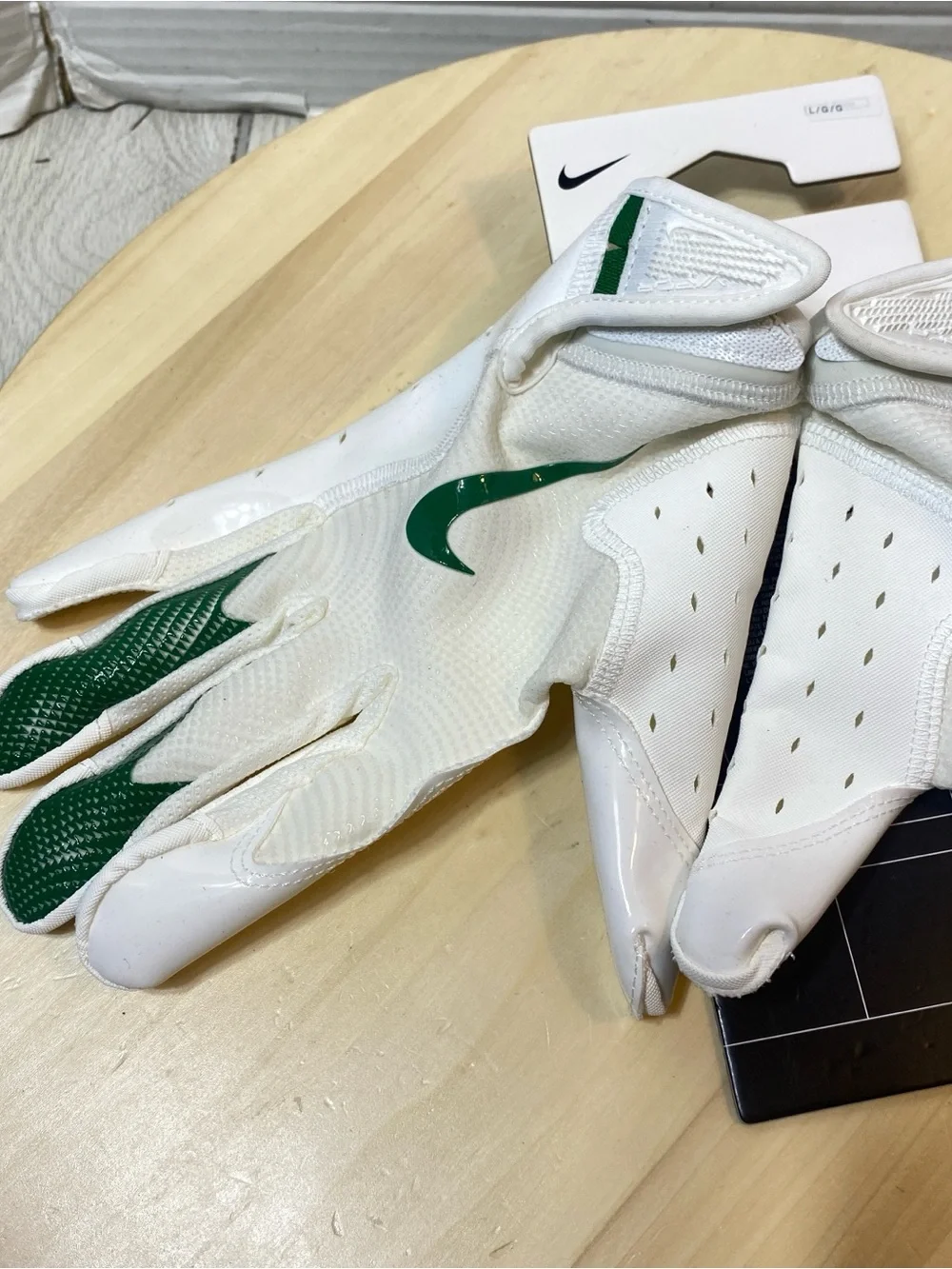 Nike Vapor Jet 8.0 Football Gloves White Green Adult Large L New with Tags